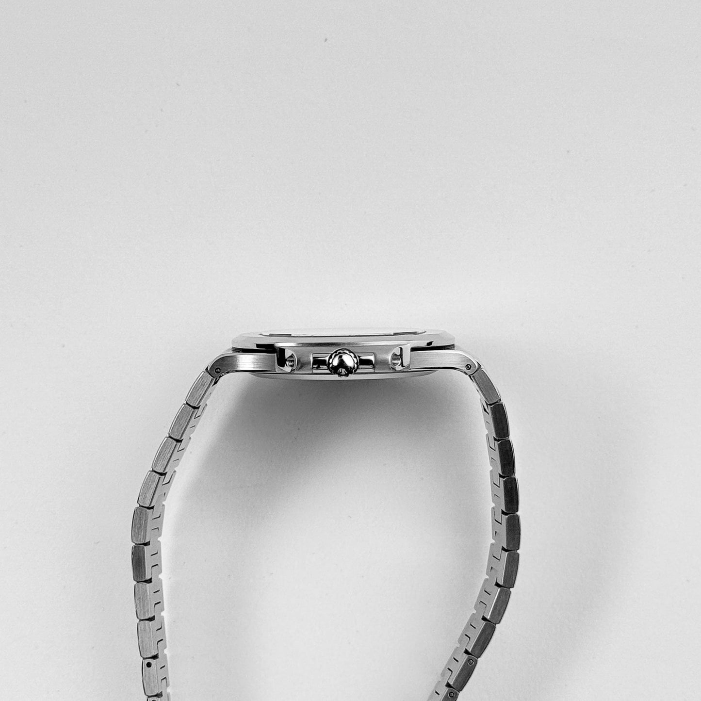 Patek Philippe Nautilus 3700/1A 'Jumbo' Stainless Steel Blue Dial