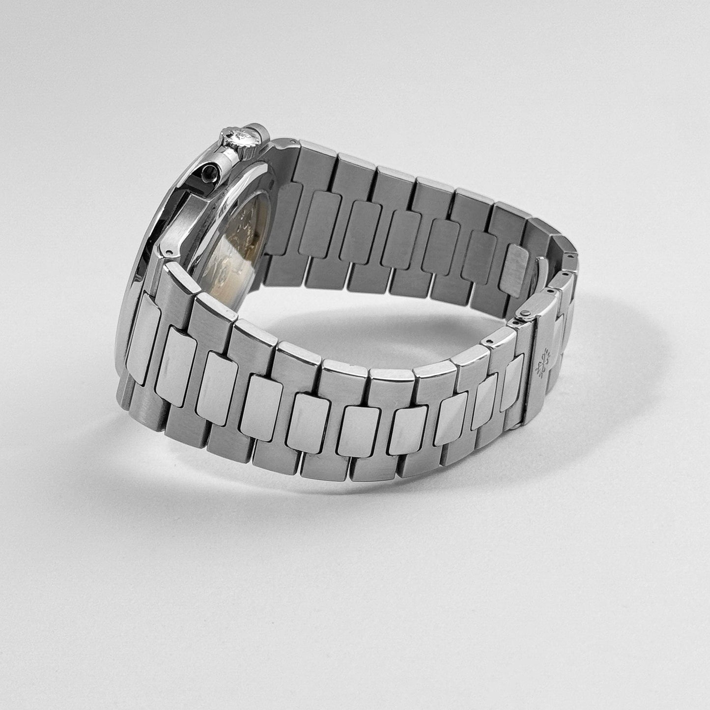 Patek Philippe Nautilus 5711/1A-011 Stainless Steel White Dial