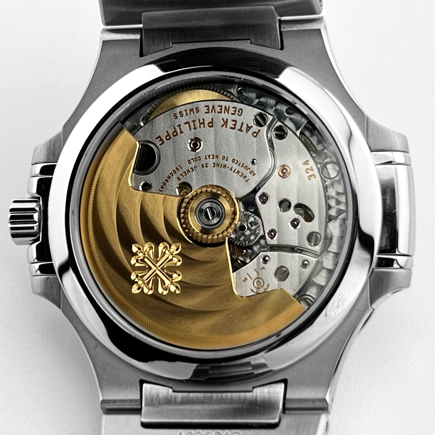 Patek Philippe Nautilus 7118/1200A-001 'Ladies' Blue Dial Diamond Bezel (2022)