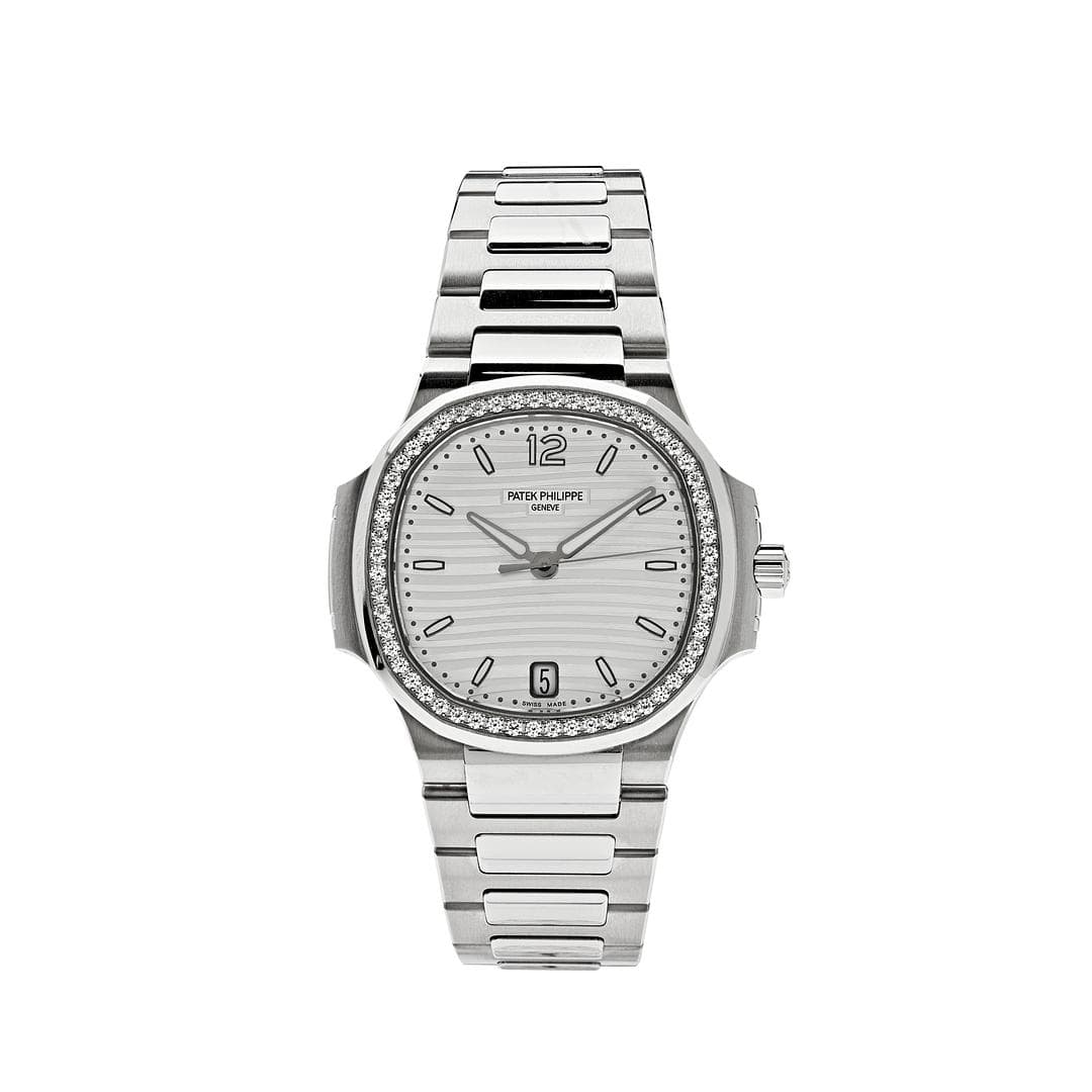 Patek Philippe Nautilus 7118/1200A-010 'Ladies' Stainless Steel Silver Dial Diamond Bezel (2022)