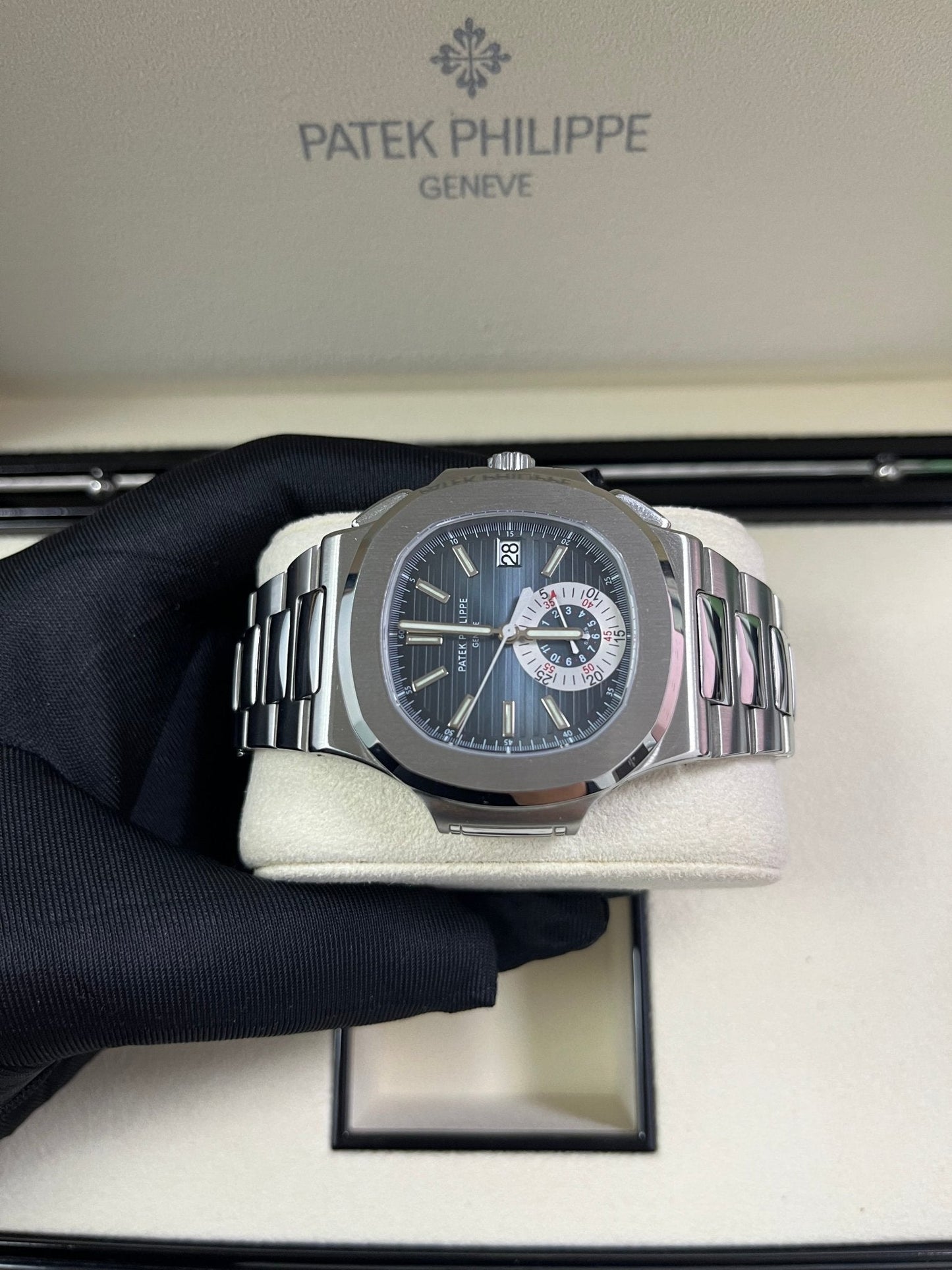 Patek Philippe Nautilus Chronograph REF 5980/1A-001