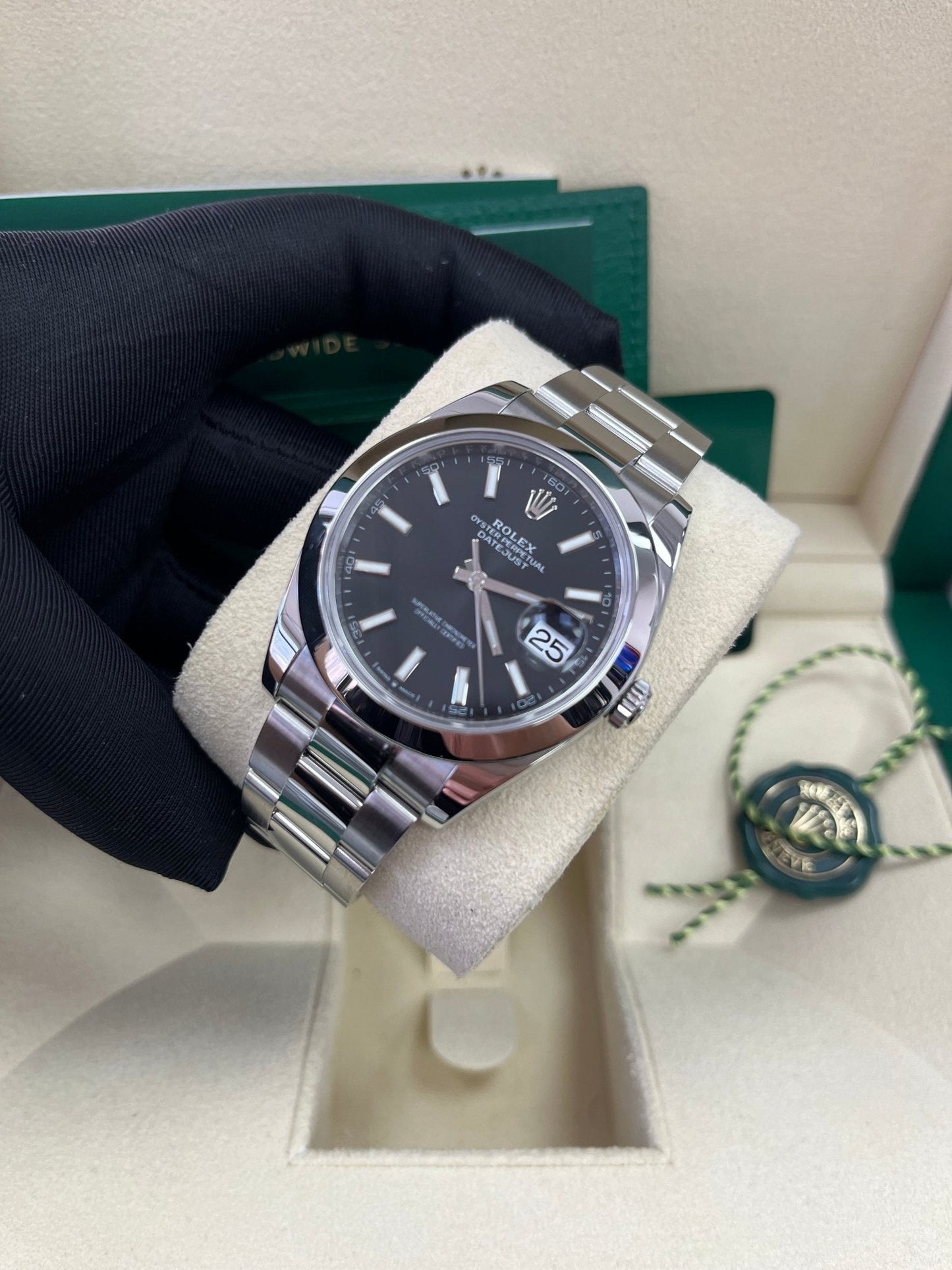 Rolex Datejust 41 Stainless Steel & White Gold - Black Index Dial - Smooth Bezel (Ref# 126300)