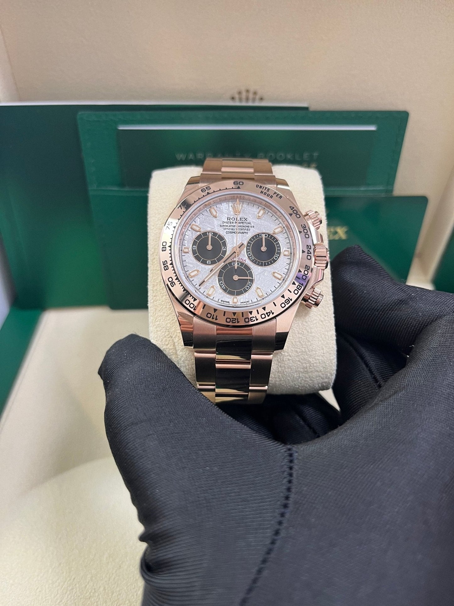 Rolex Daytona Rose Gold Cosmograph Daytona 40 Watch - Meteorite and Black Dial-Oyster Bracelet 116505