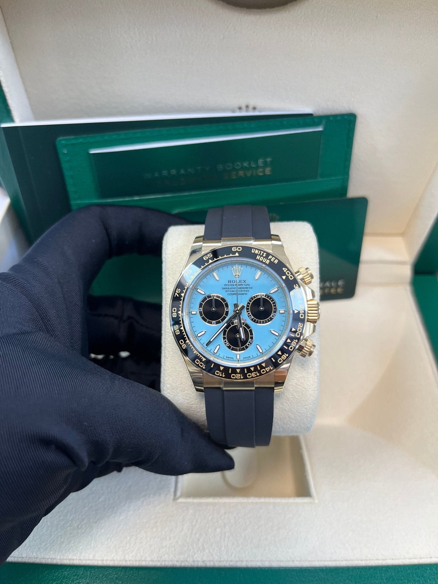 Rolex Daytona Yellow Gold Daytona Tiffany Dial on Oysterflex New 2025 Release Reference 126518