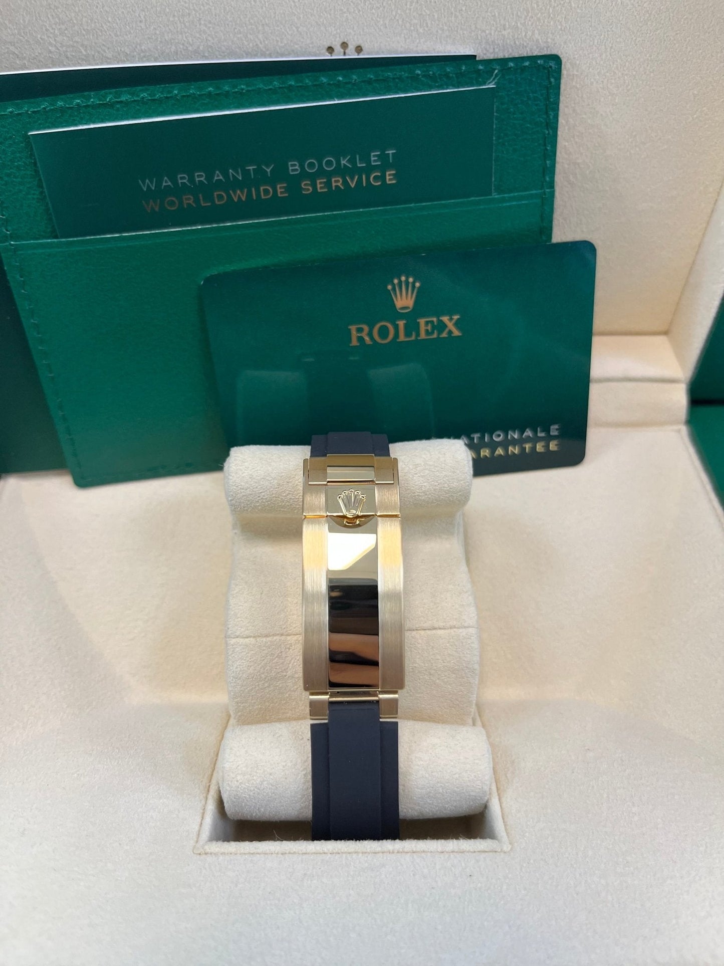 Rolex Daytona Yellow Gold Daytona Tiffany Dial on Oysterflex New 2025 Release Reference 126518