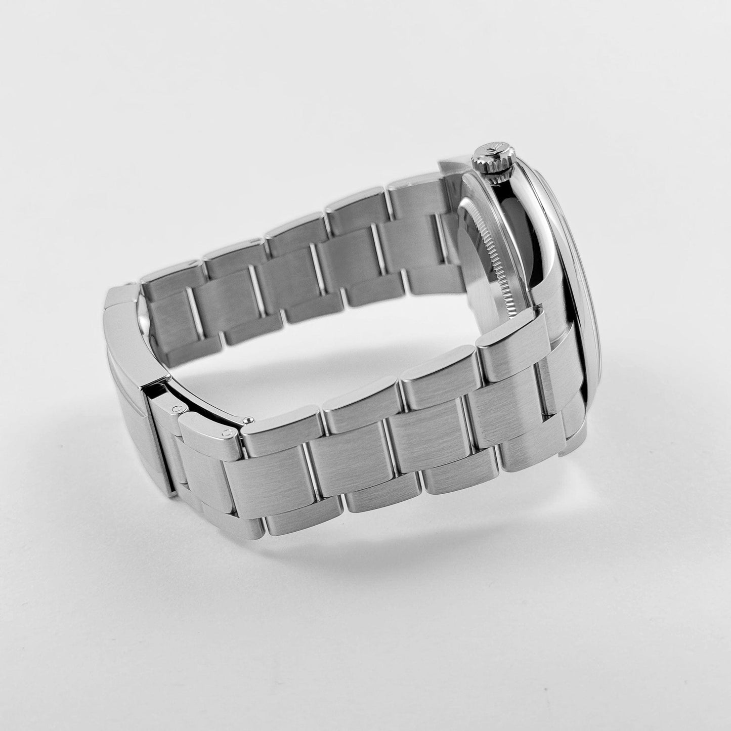 Rolex Oyster Perpetual 41 124300 Stainless Steel Coral Red Dial (2021)