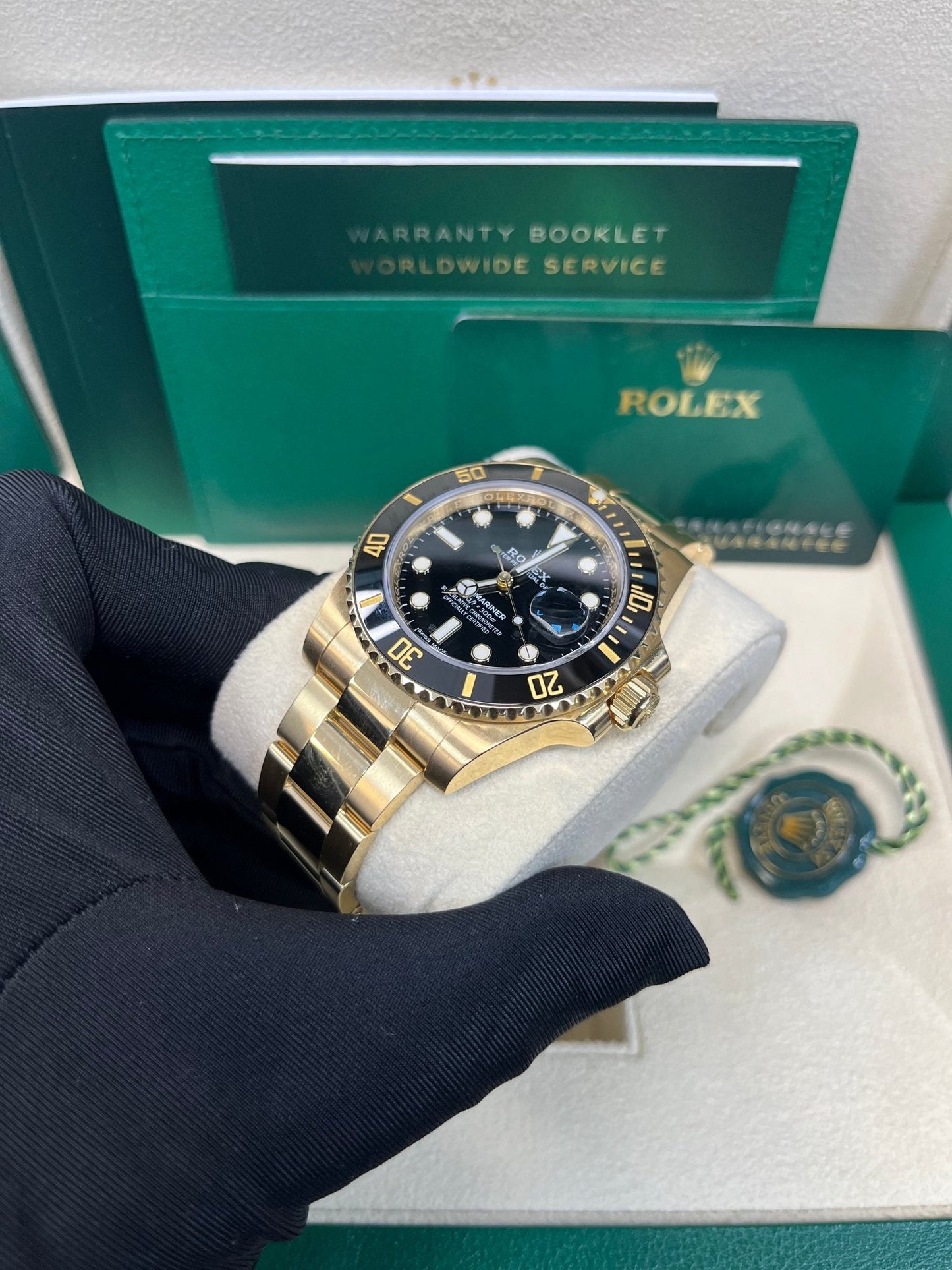 Rolex Submariner Date Certified Yellow Gold Black Dial 116618ln