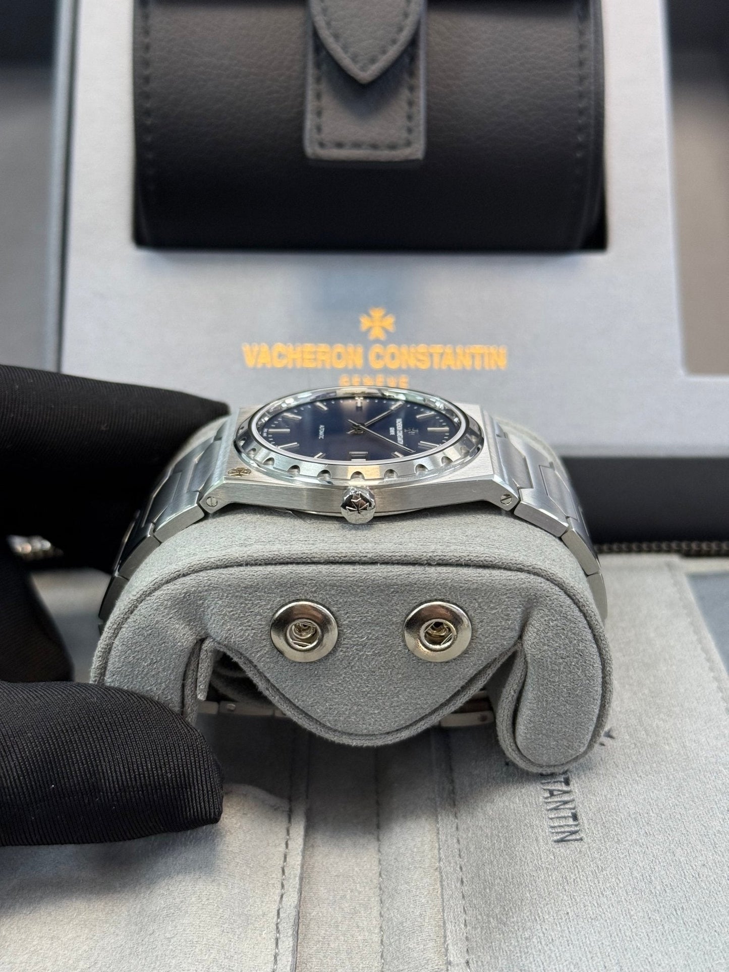 Vacheron Constantin Blue Dial Steel Historiques 222 Reference #  4200H/222A-B934