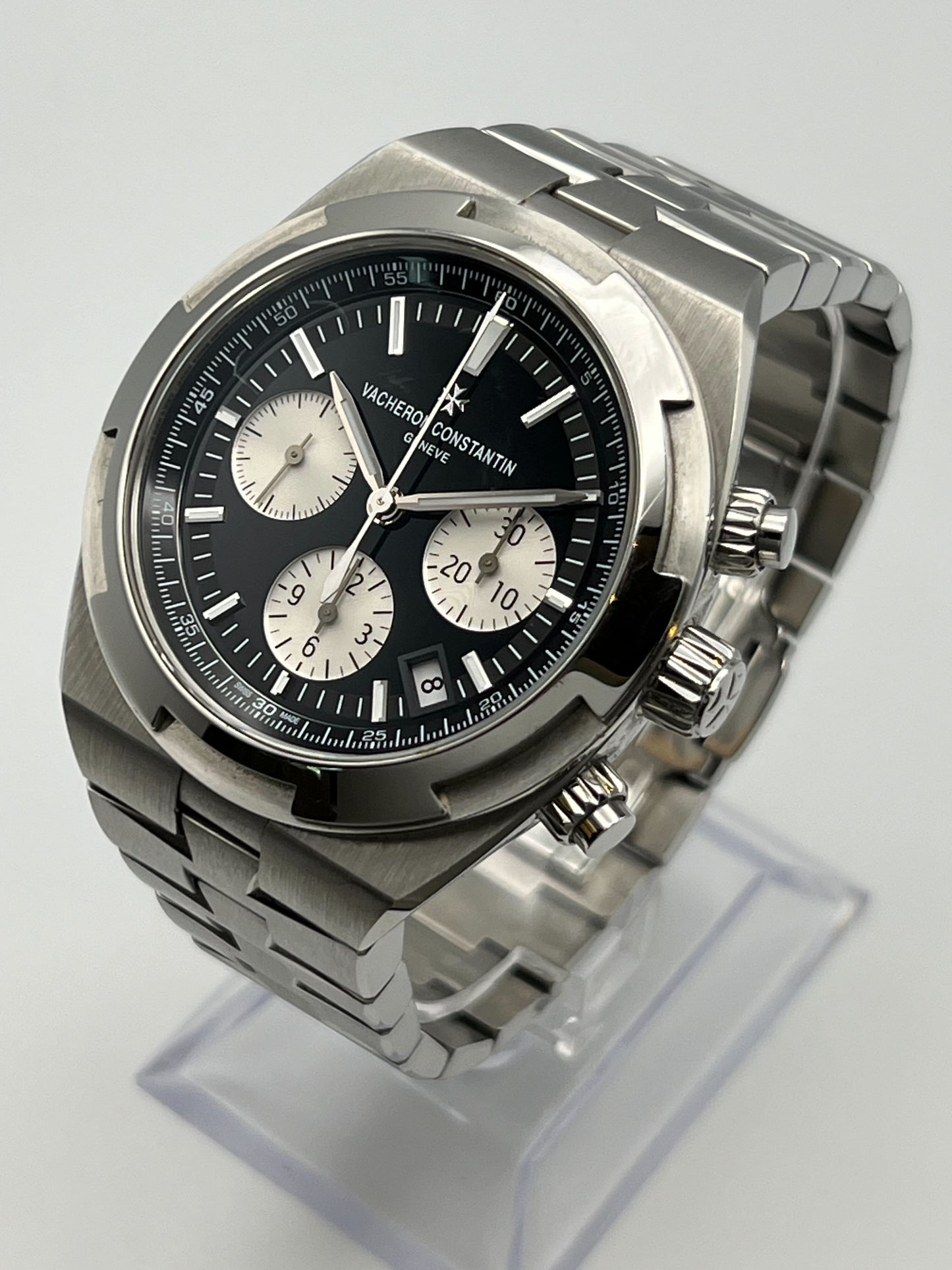Vacheron Constantin Overseas Chronograph 5500V/110A-B481 Stainless Steel Black Dial