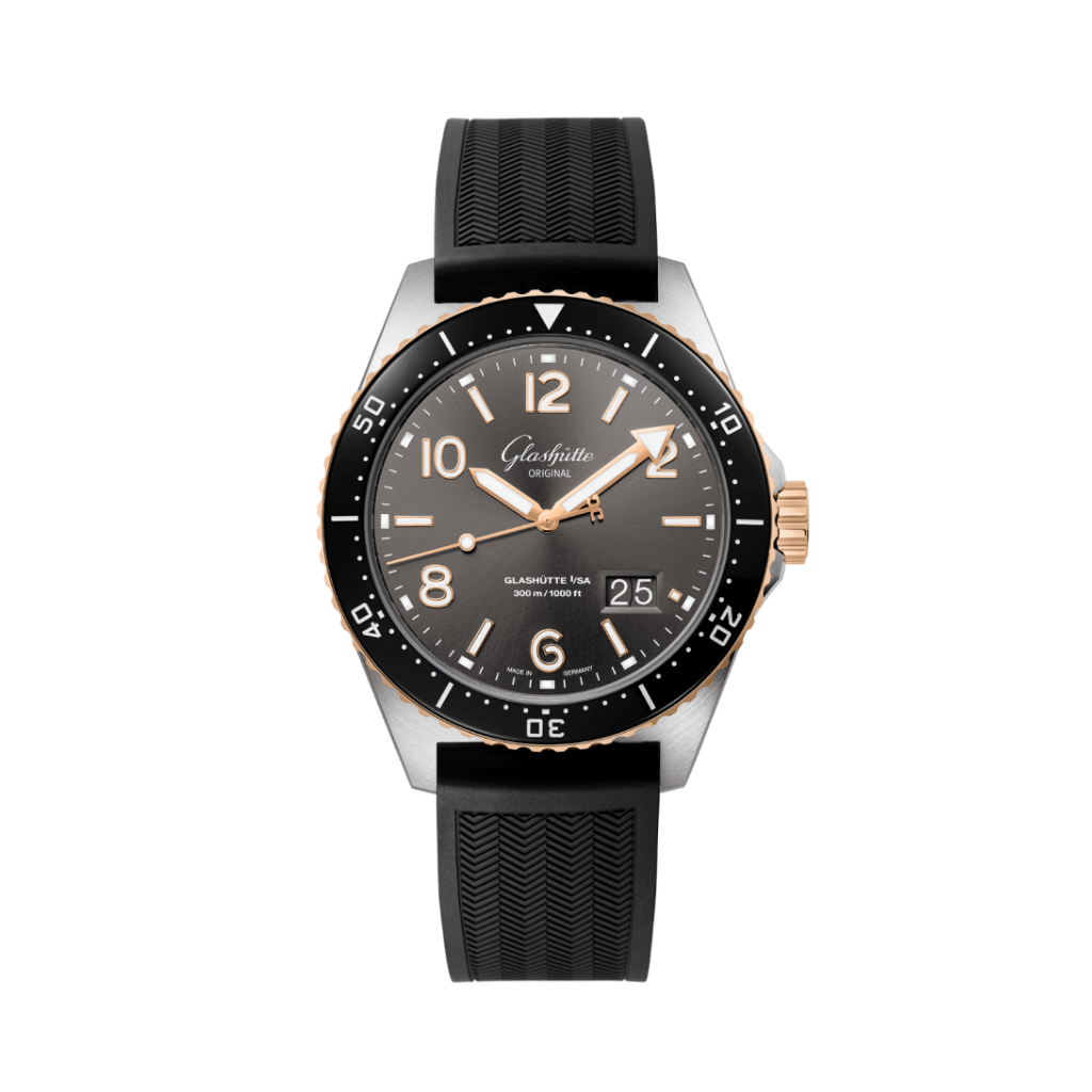 Glashuette Original SeaQ Panorama Date 43.20 mm Black Dial Red Gold and Stainless Steel Rubber Strap, Black 1-36-13-04-91-33