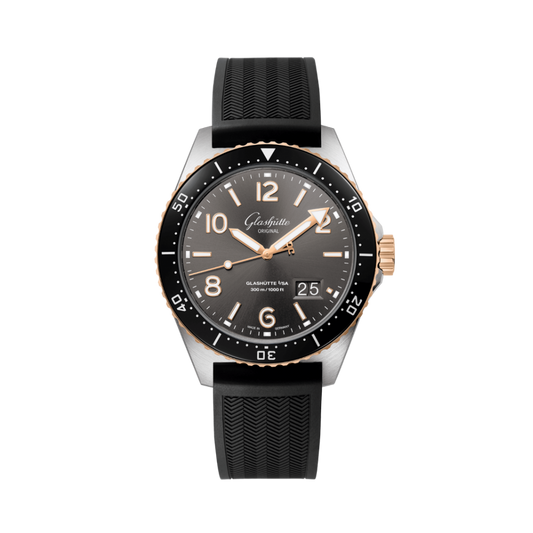 Glashuette Original SeaQ Panorama Date 43.20 mm Black Dial Red Gold and Stainless Steel Rubber Strap, Black 1-36-13-04-91-33