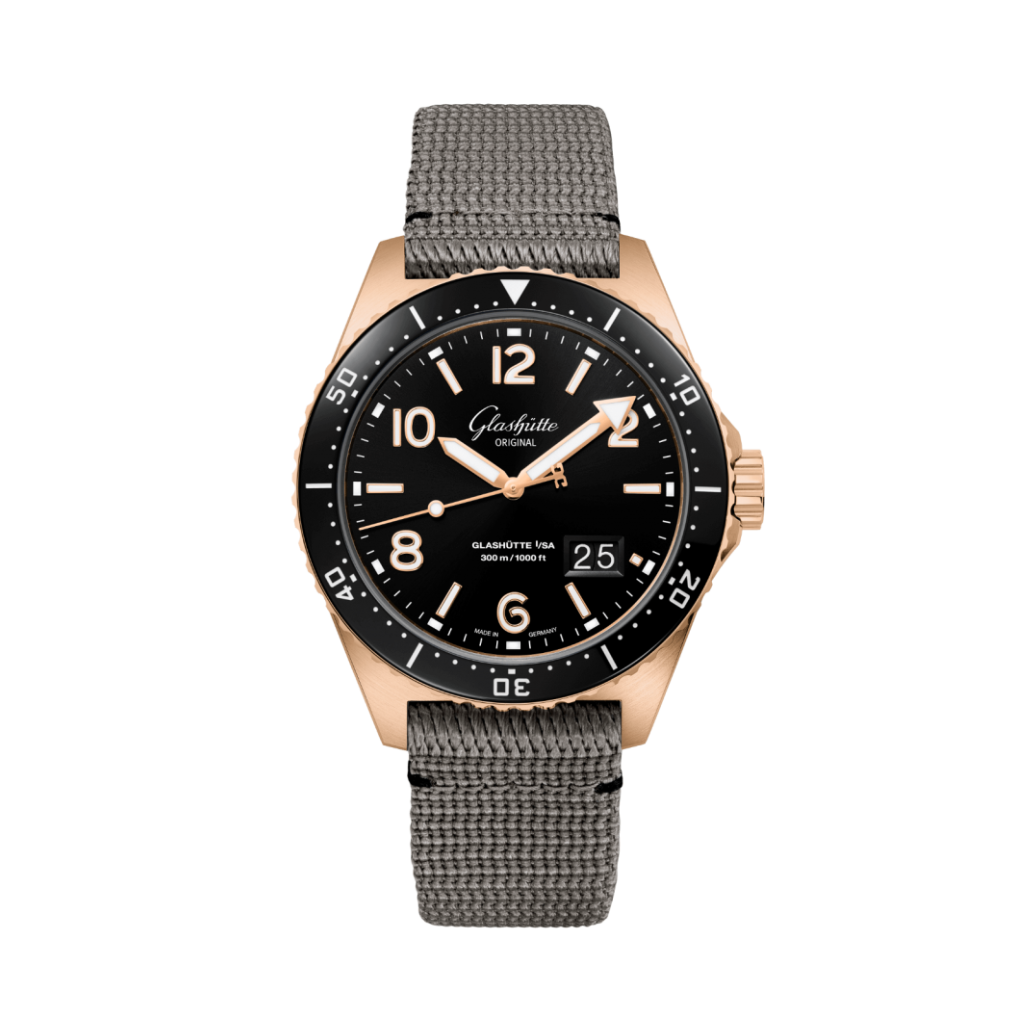 Glashuette Original SeaQ Panorama Date 43.20 mm Black Dial Red Gold Synthetic Strap, Grey 1-36-13-03-90-34