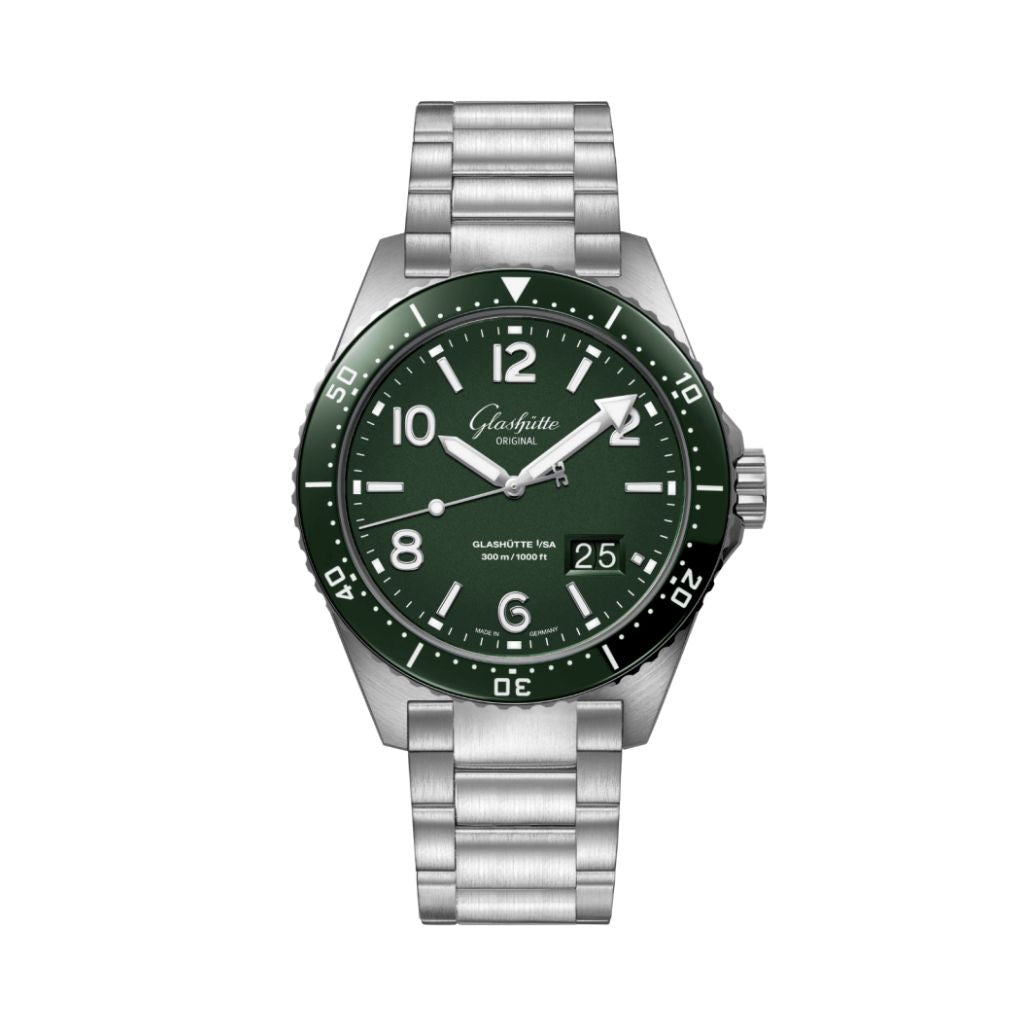 Glashuette Original SeaQ Panorama Date 43.20 mm Green Dial Stainless Steel Metal Bracelet 1-36-13-07-83-70