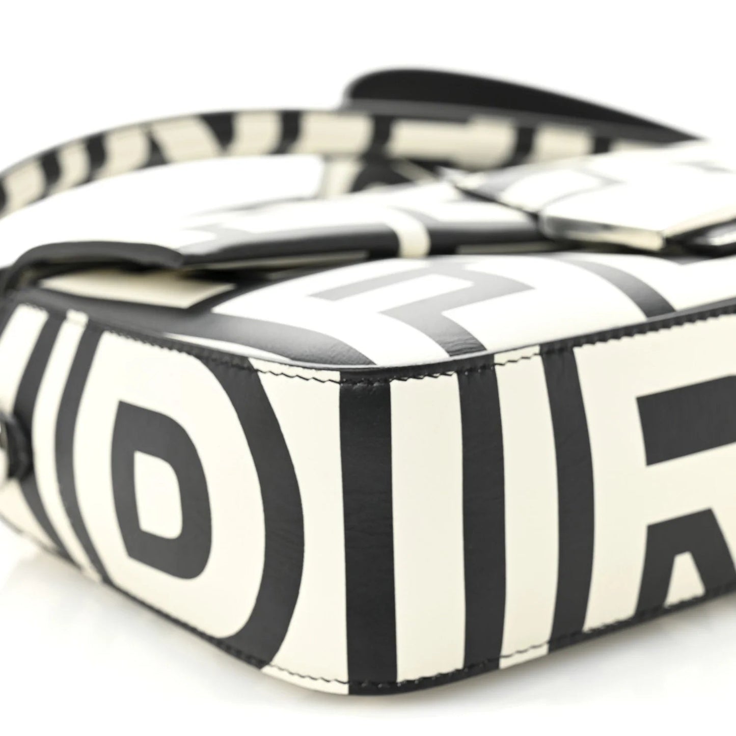 X MARC JACOBS Vitello Seta Logo Print Baguette White Black