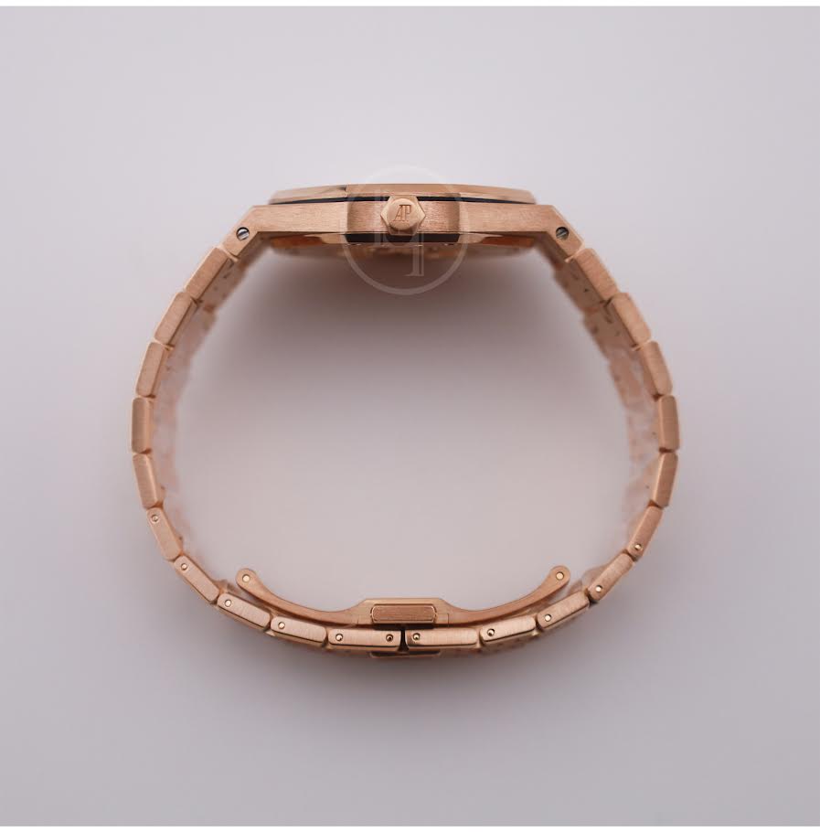 Audemars Piguet Ladies Collection Royal Oak Quartz Watch-Silver Dial 33mm-67651OR.ZZ.1261OR.01