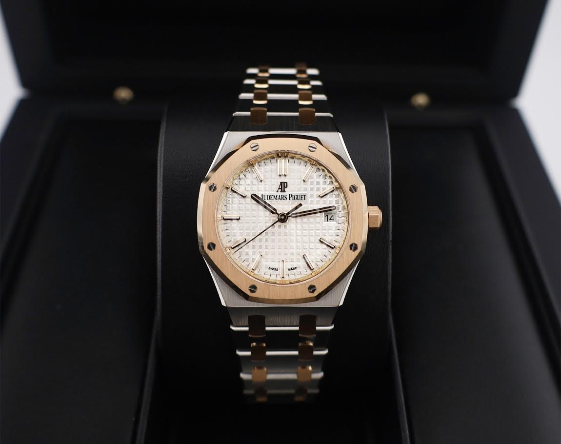 Audemars Piguet Royal Oak 34mm Stainless Steel Rose Gold Bezel Silver Dial - 77350SR.OO.1261SR.01