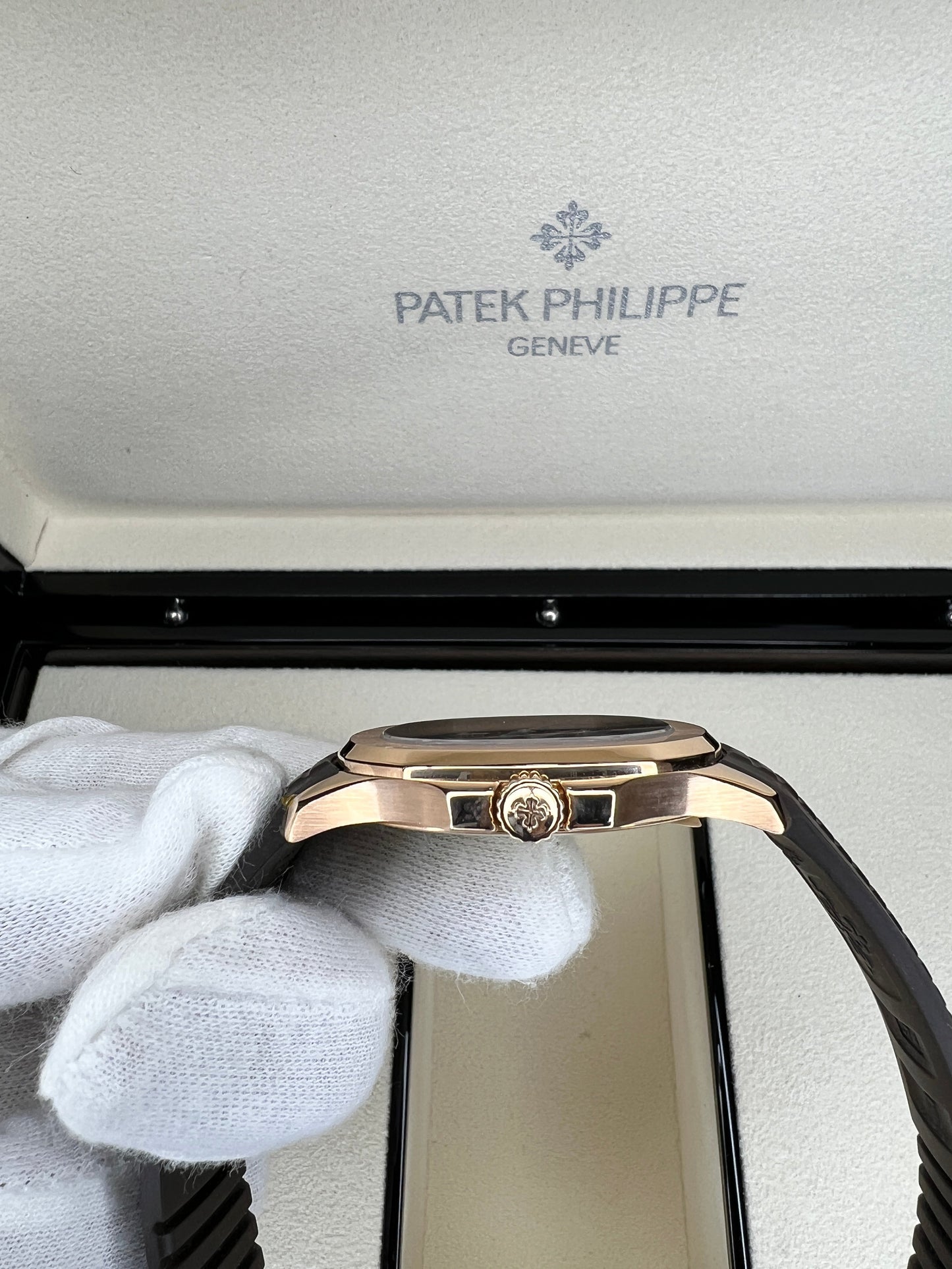 Patek Philippe Aquanaut 5167R-001 Rose Gold on Rubber Strap