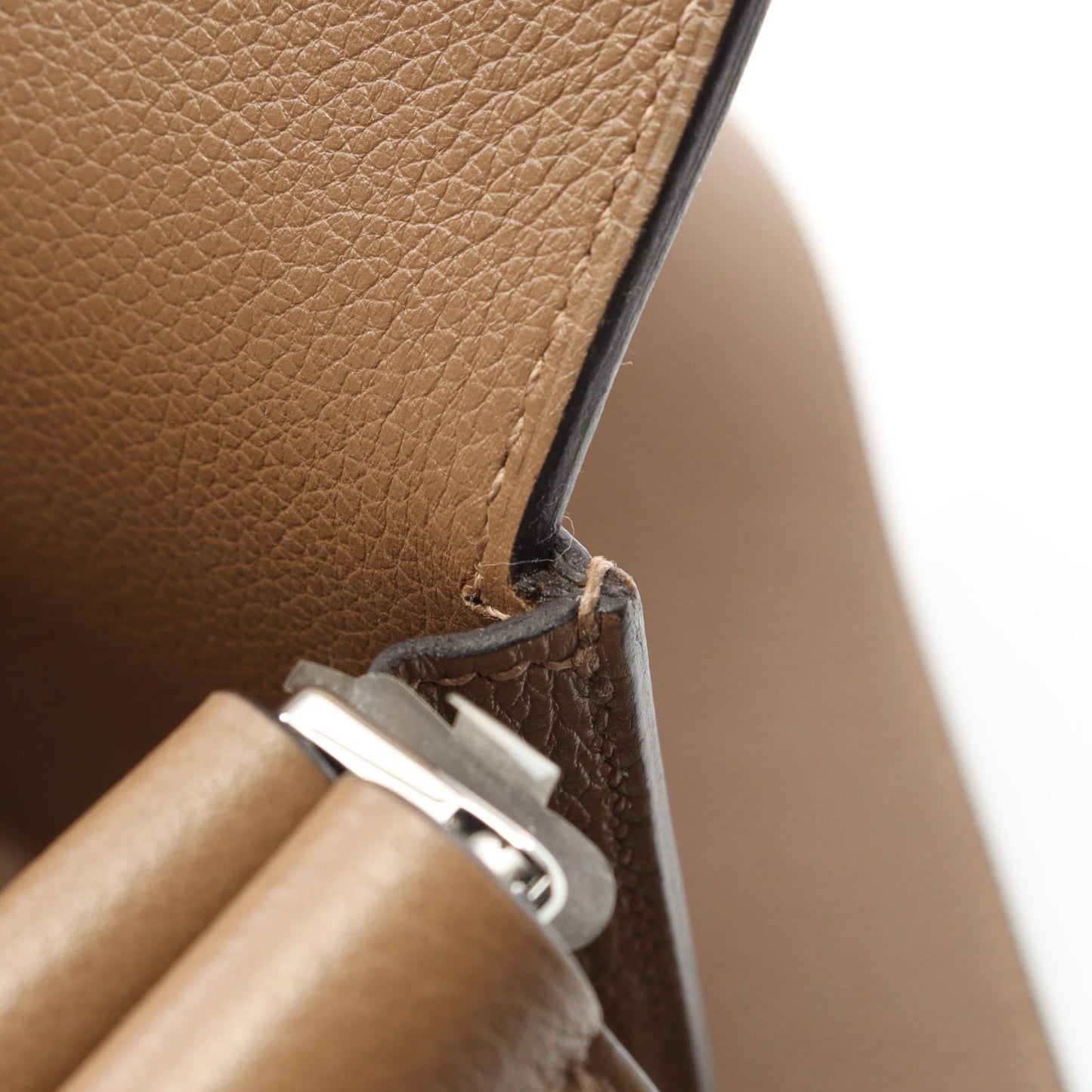 Hermes New Drag 22 Evercolor Handbag