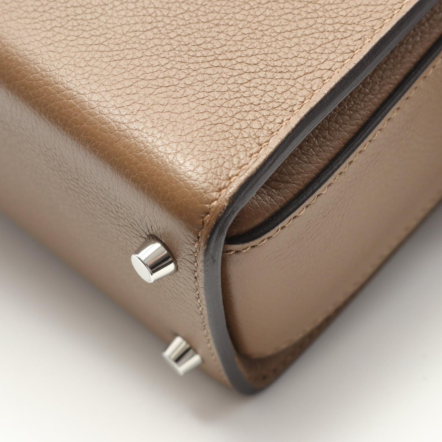 Hermes New Drag 22 Evercolor Handbag