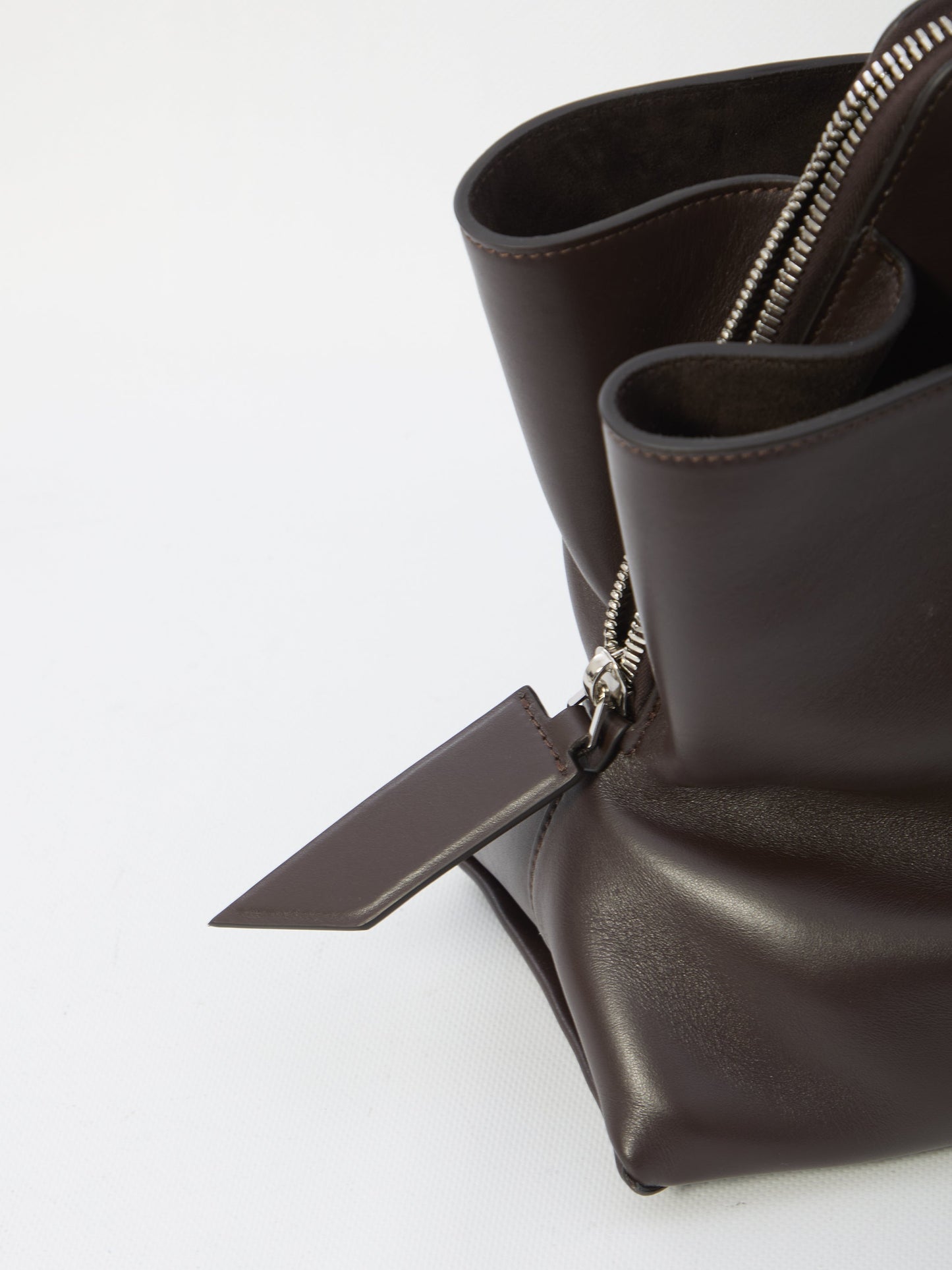 "LA PASSEGGIATA MEDIUM" TOP HANDLE BAG