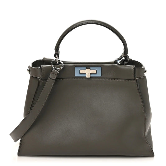 Vitello Seta Shiny Nappa Medium Peekaboo Iconic Satchel Carbone Grigio Polvere