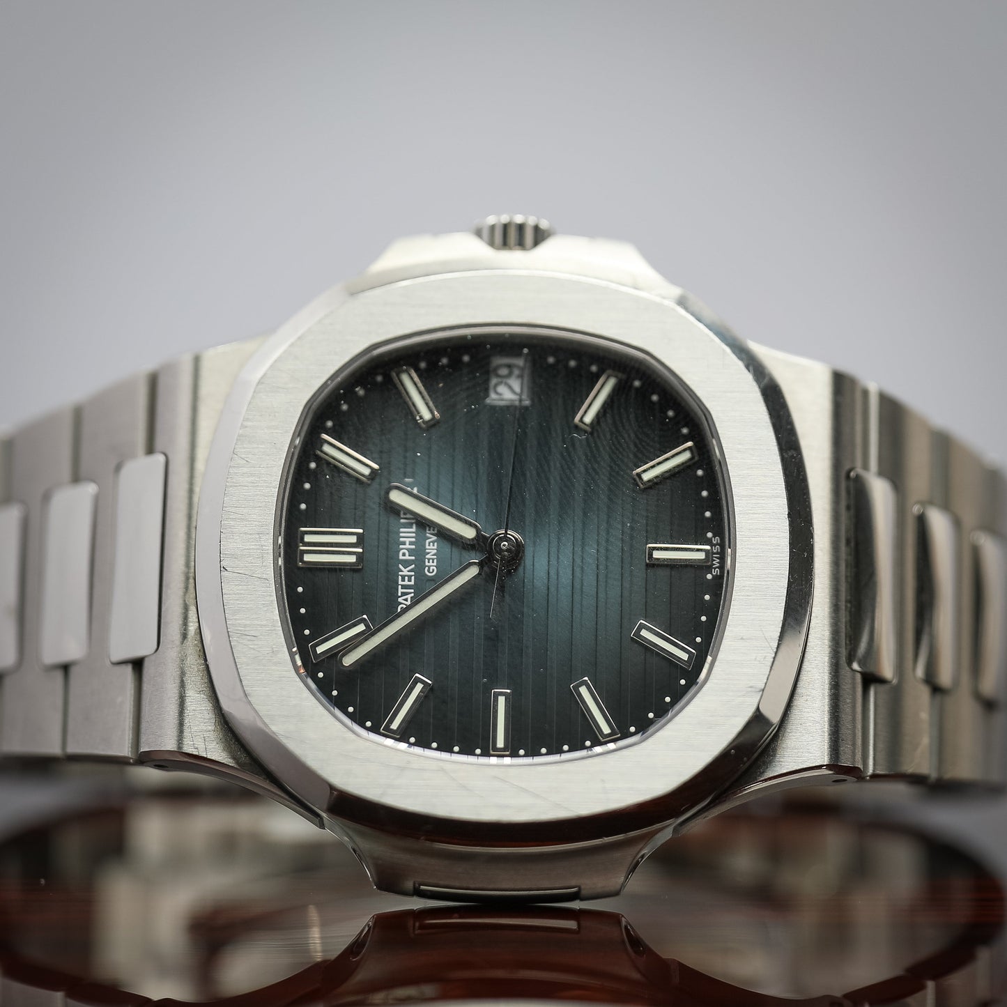 Patek Philippe Nautilus Blue Stainless Steel 5711/1A-010