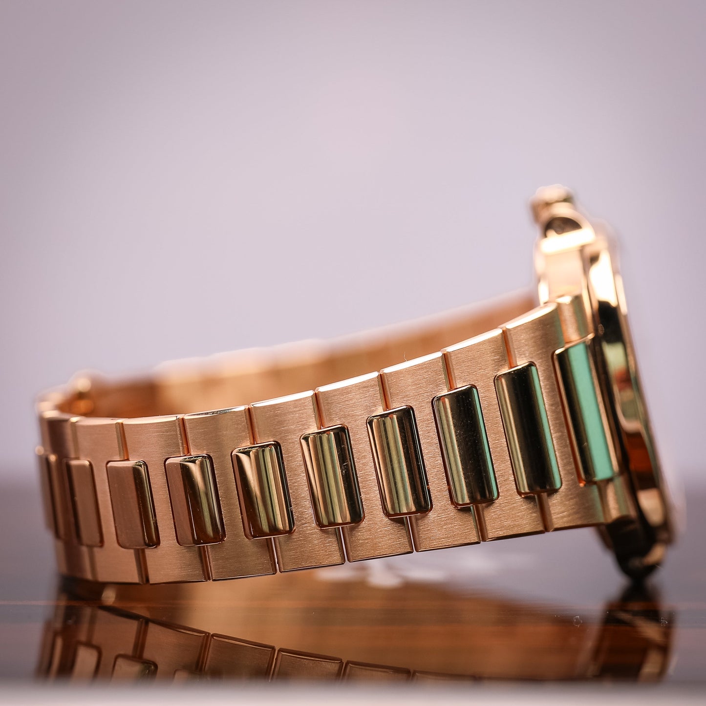 Patek Philippe Nautilus 35.2 mm Silver Dial with Diamonds 18K Rose Gold Bracelet 7118/1200R-001