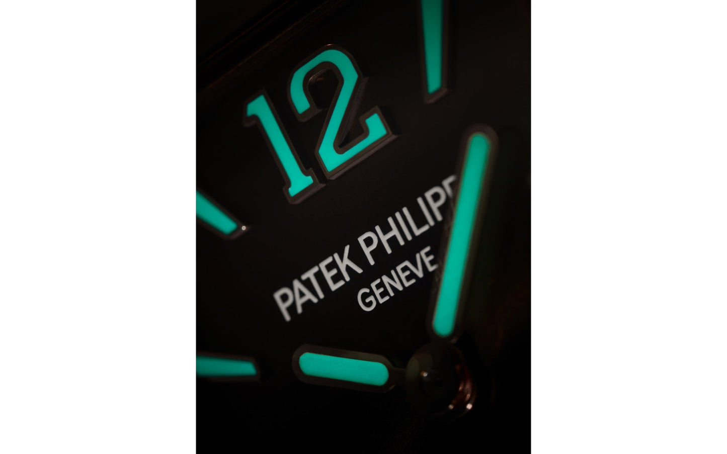 Patek Philippe Twenty~4 Quartz Ladies Watch, 18k Rose Gold with 34 Diamond (~0.57 ct), 25.1 x 30 mm, Ref# 4910/1201R-001