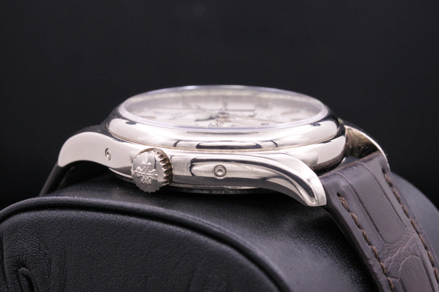 Patek Philippe Annual Calendar Complication 39mm 5146G Silver Dial Pre-Owned