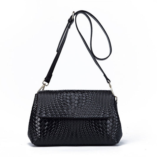 Women’s Woven Shoulder Bag