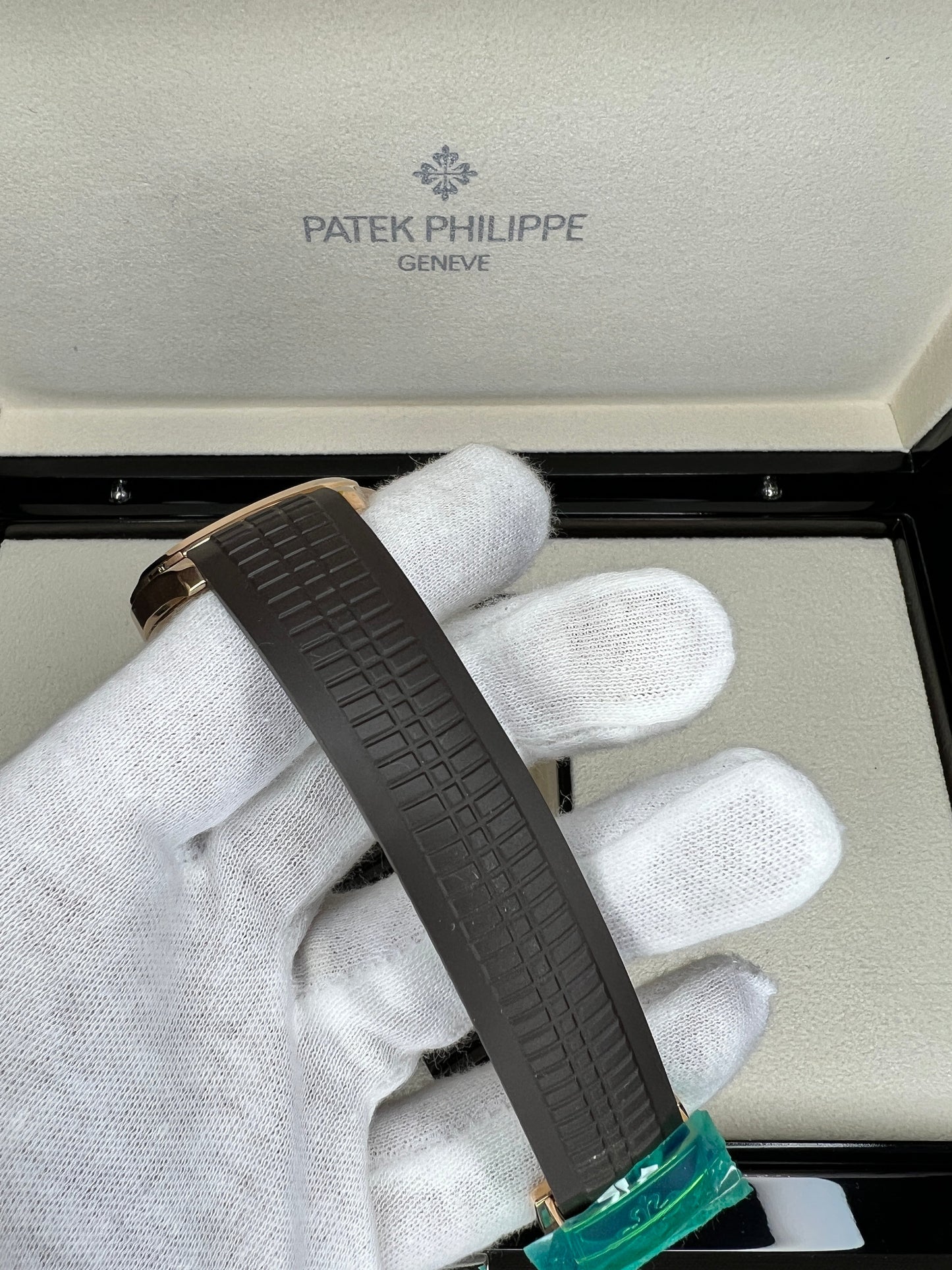 Patek Philippe Aquanaut 5167R-001 Rose Gold on Rubber Strap