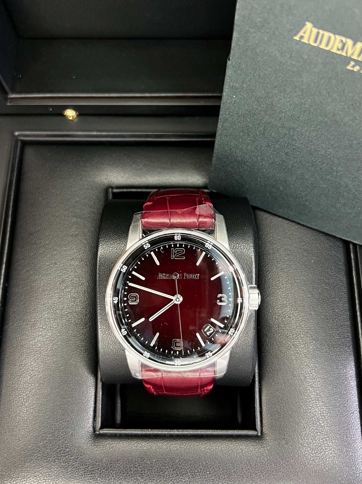 Audemars Piguet Code 11.59 White Gold Selfwinding 15210BC.OO.A500KB.01