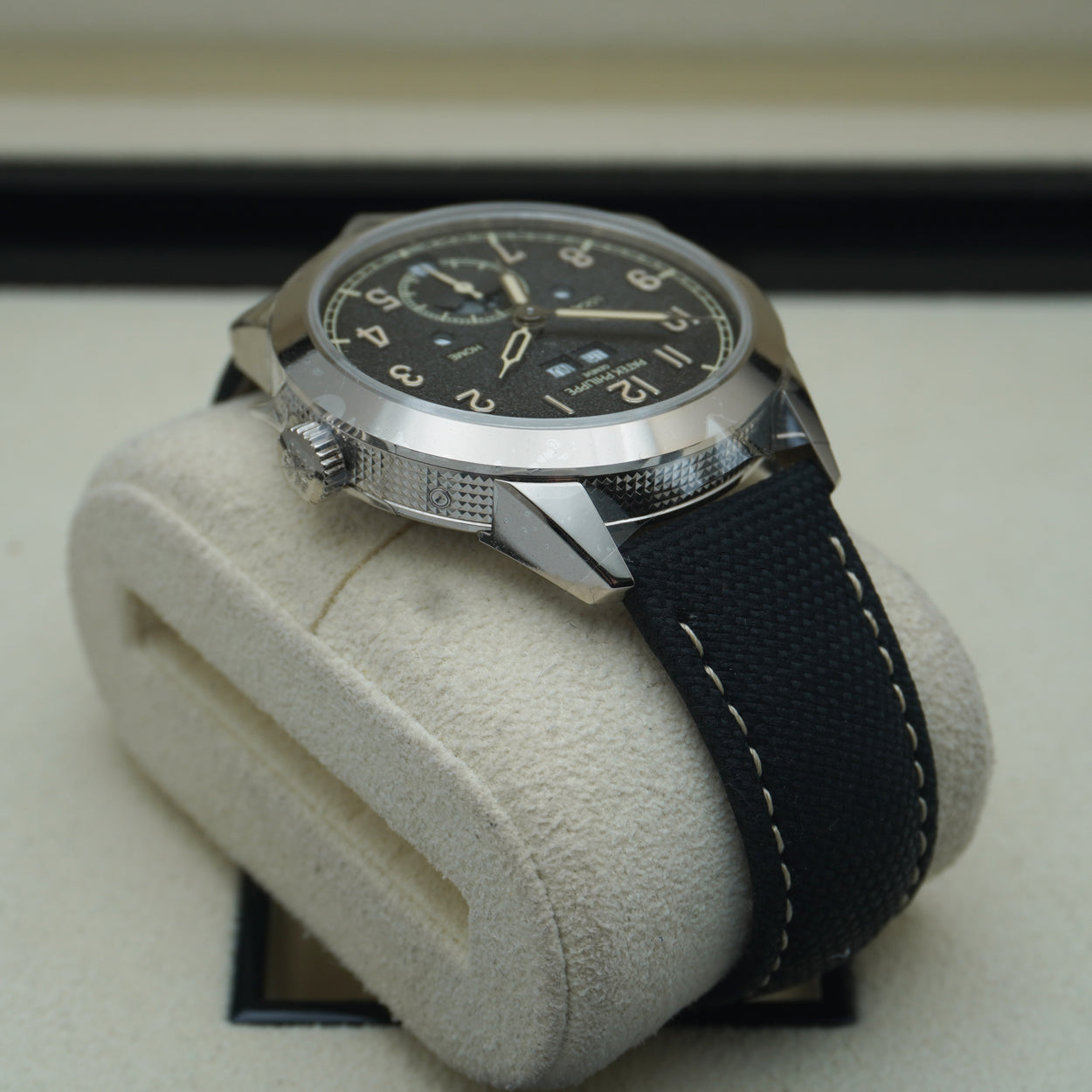 Patek Philippe Complications Annual Calendar Travel Time 41mm 5326g-001 Charcoal Grey Dial