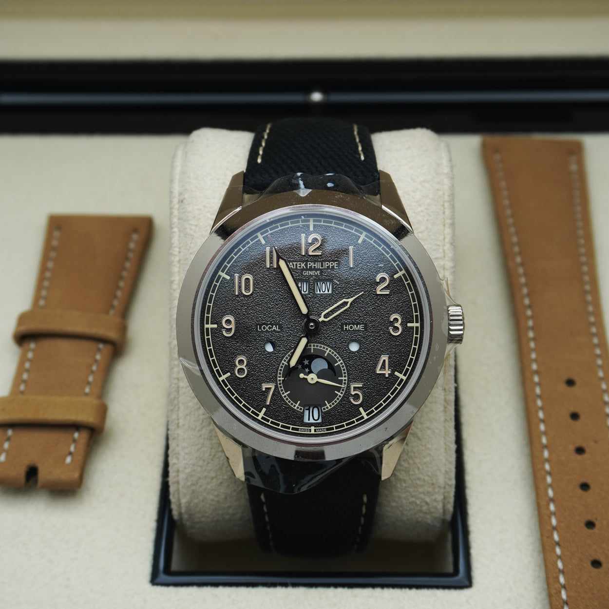 Patek Philippe Complications Annual Calendar Travel Time 41mm 5326g-001 Charcoal Grey Dial