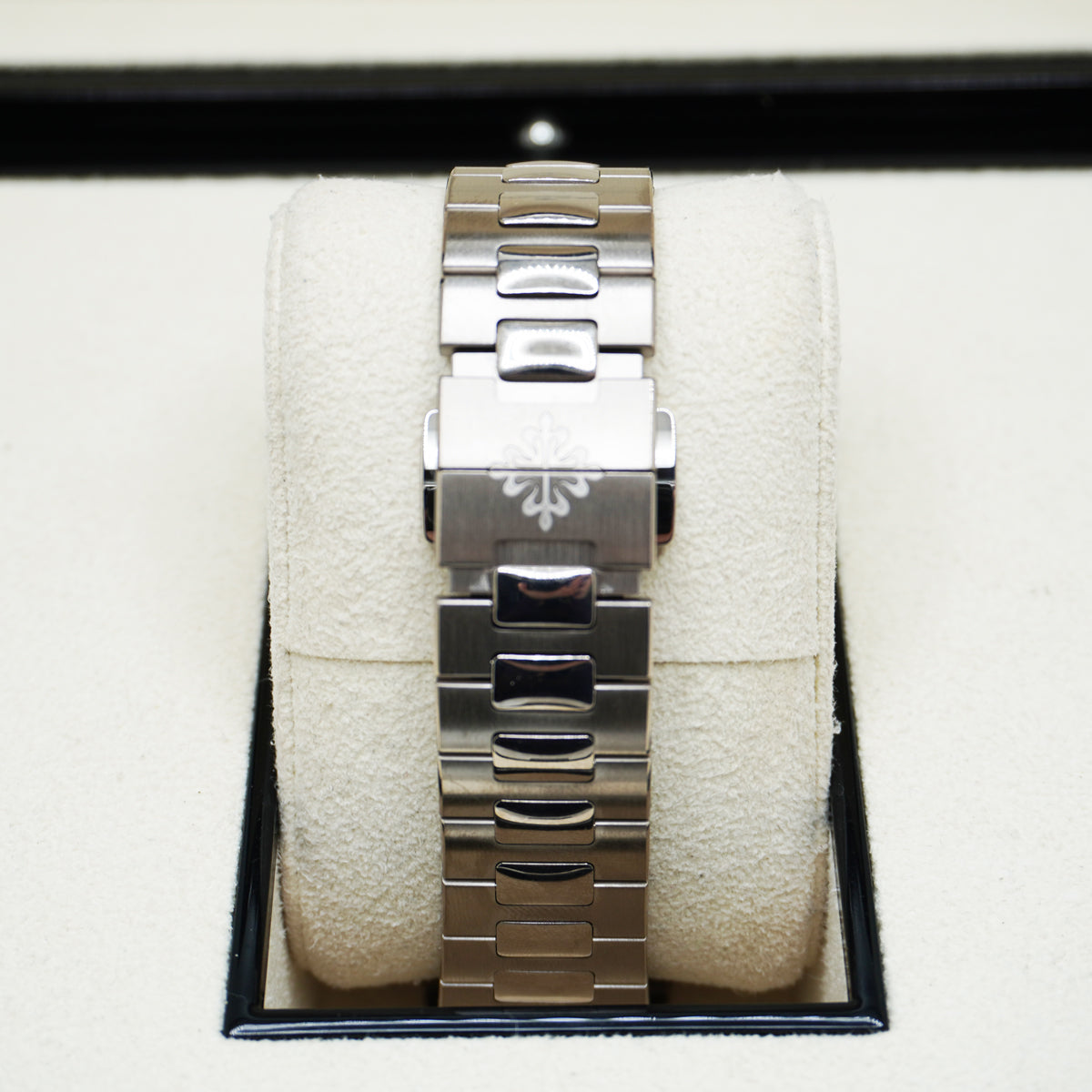 Patek Philippe Nautilus Self-Winding 41mm 5811-1G-001 Blue Dial