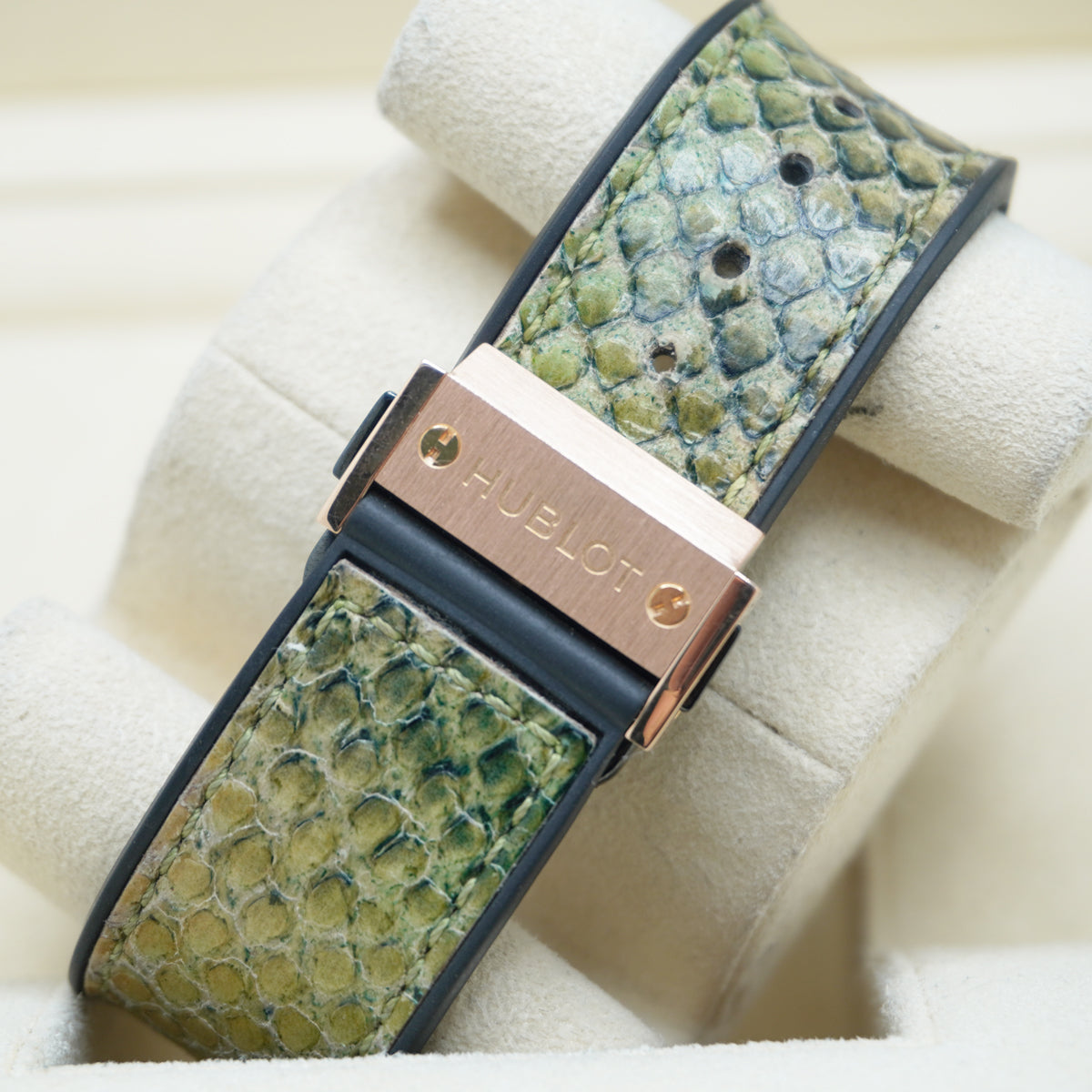 Hublot Limited Edition Big Bang Boa Bang 41mm 341.PX.7818.PR.1978 Green Dial Chronograph