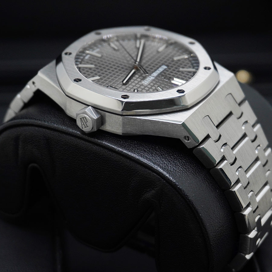 Audemars Piguet Royal Oak 41mm 15500ST.OO.1220ST.02 Grey Dial Pre-Owned