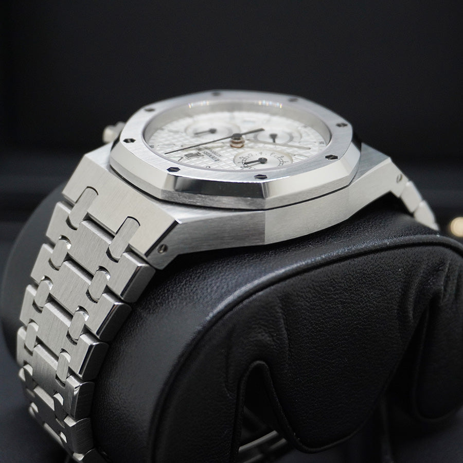 Audemars Piguet Royal Oak Chronograph 39mm 25860ST White Dial Pre-Owned
