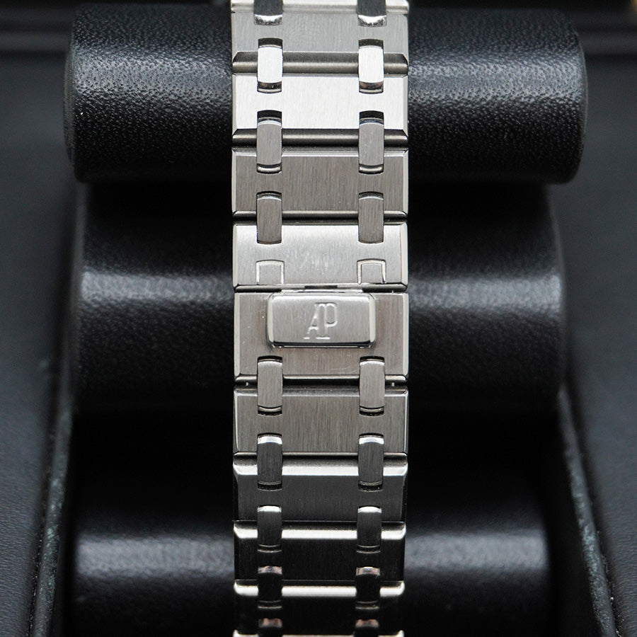 Audemars Piguet Royal Oak Chronograph 39mm 25860ST White Dial Pre-Owned