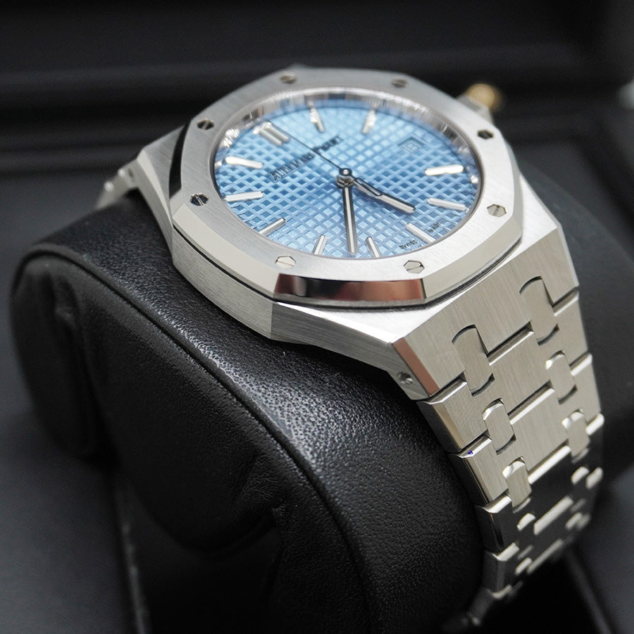 Audemars Piguet Royal Oak 37mm 15550ST.OO.1356ST.08 Light Blue Dial