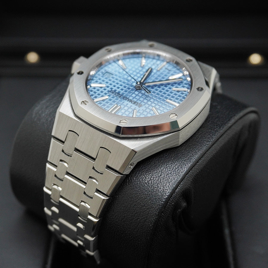 Audemars Piguet Royal Oak 37mm 15550ST.OO.1356ST.08 Light Blue Dial