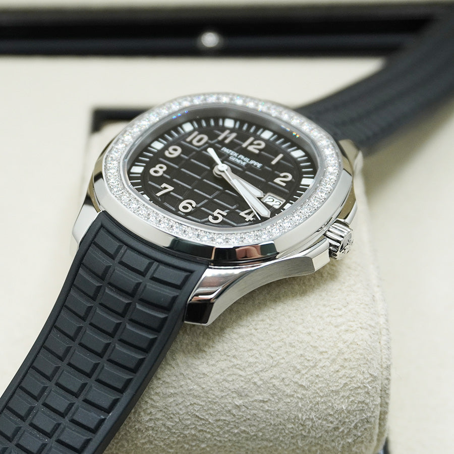 Patek Philippe Aquanaut Luce Quartz 38mm 5267-200A-001 Black Dial
