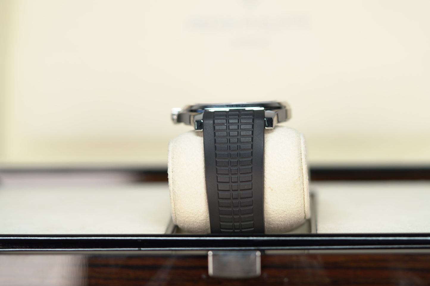 Patek Philippe  Aquanaut 40.8 mm Black Dial Stainless Steel Rubber Strap 5167A-001