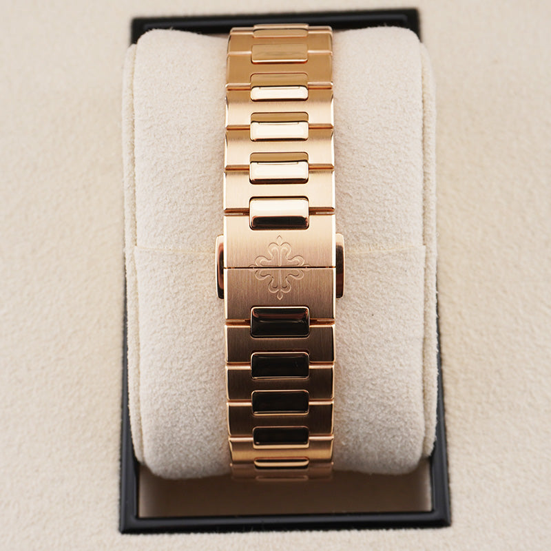 Patek Philippe Nautilus 35mm 7118/1R White Dial