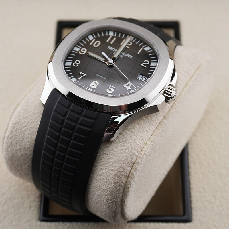 Patek Philippe Aquanaut Tiffany & Co Dial 40mm 5167A-001 Pre-Owned