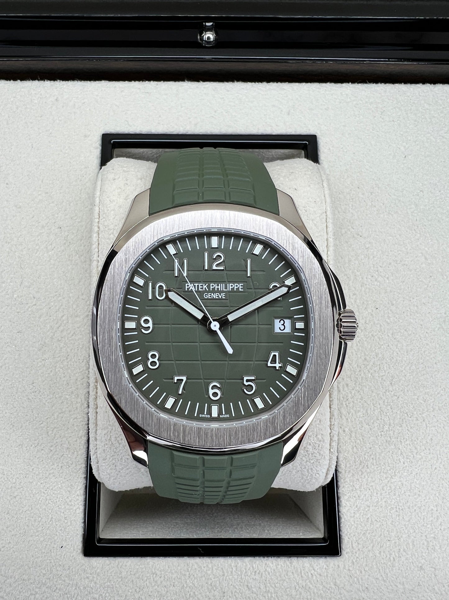 PATEK PHILIPPE AQUANAUT SELF-WINDING | 5168G-010