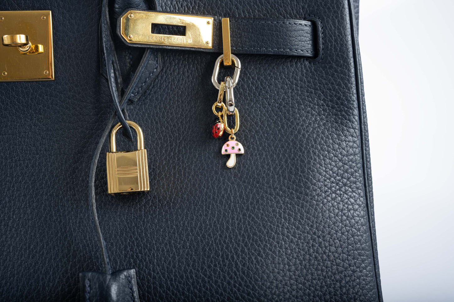 Hermès Birkin 35 Blue Sapphire Ardennes leather Gold Hardware