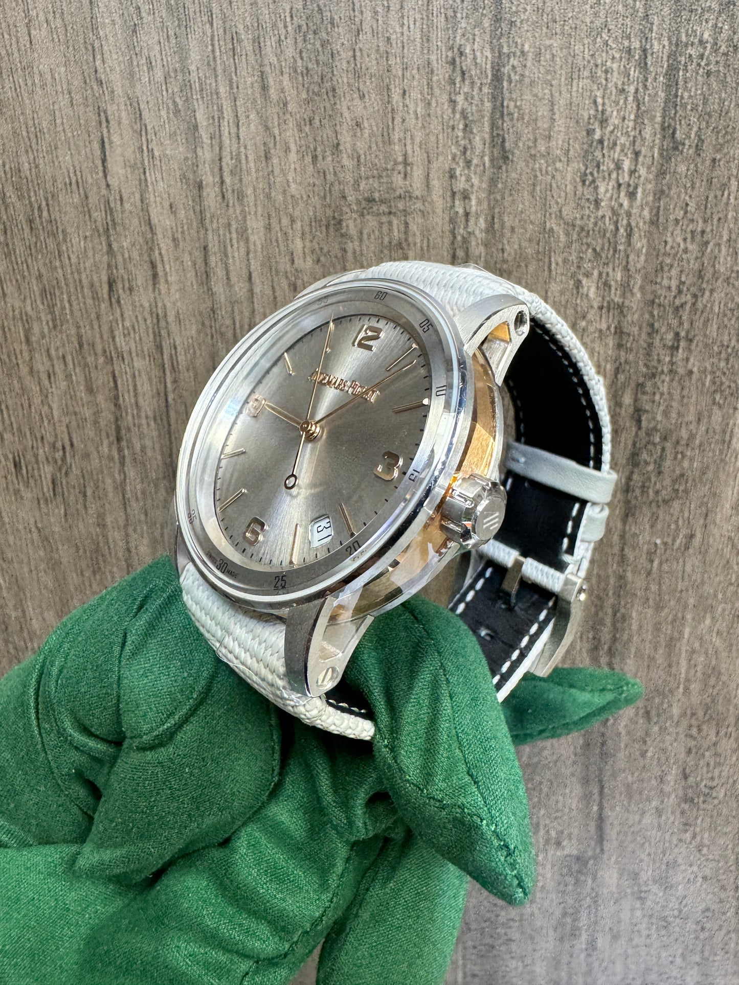 Audemars Piguet Code 11.59 | 15210CR.OO.A008KB.01 | Silver Dial | 18K White & Rose Gold