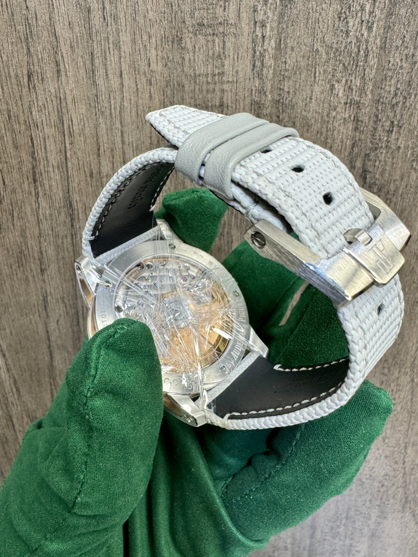 Audemars Piguet Code 11.59 | 15210CR.OO.A008KB.01 | Silver Dial | 18K White & Rose Gold