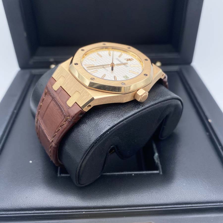 Audemars Piguet Royal Oak 39mm 15300OR.OO.D088CR.02 White Dial Pre-Owned